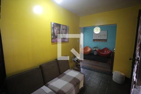 Sala de casa à venda com 3 quartos, 212m² em Alto Caiçaras, Belo Horizonte