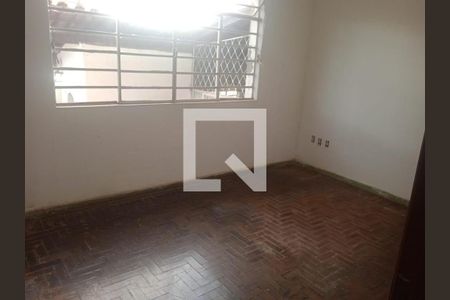 Casa à venda com 4 quartos, 240m² em Renascença, Belo Horizonte