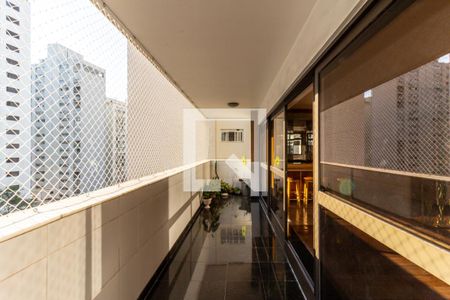 Varanda de apartamento à venda com 4 quartos, 300m² em Santa Cecília, São Paulo