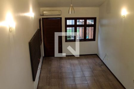 Sala de casa à venda com 2 quartos, 96m² em Feitoria, São Leopoldo