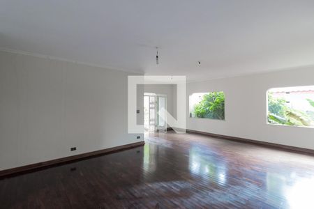 Sala de Estar  de casa à venda com 5 quartos, 600m² em Chácara Monte Alegre, São Paulo