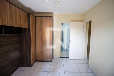 Quarto 1 de casa de condomínio para alugar com 2 quartos, 70m² em Vila Carmosina, São Paulo