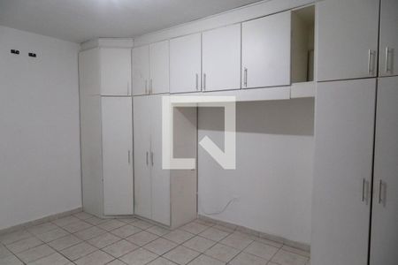 Quarto 1 de casa para alugar com 2 quartos, 140m² em Vila das Palmeiras, Guarulhos