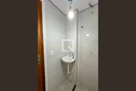 Banheiro de apartamento à venda com 1 quarto, 26m² em Tucuruvi, São Paulo
