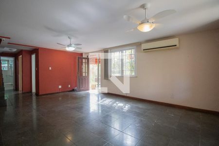 Sala de casa à venda com 3 quartos, 170m² em Recreio dos Bandeirantes, Rio de Janeiro