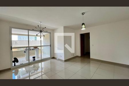 Sala de apartamento à venda com 3 quartos, 105m² em Santa Efigênia, Belo Horizonte