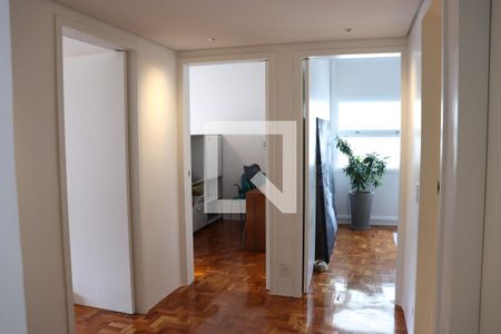 Corredor de apartamento à venda com 3 quartos, 190m² em Jardim Paulista, São Paulo