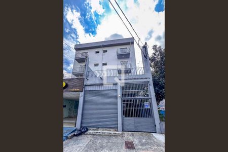 Apartamento à venda com 72m², 2 quartos e 1 vaga Apartamento à venda com 72m², 2 quartos e 1 vagaFachada