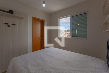 Semi Suíte 1 de apartamento à venda com 3 quartos, 80m² em Santa Rosa, Belo Horizonte