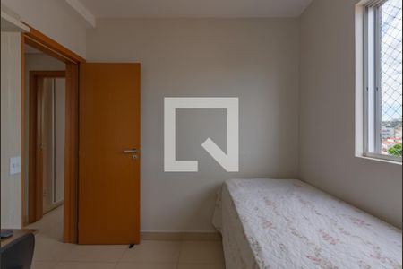 Semi Suíte 2 de apartamento à venda com 3 quartos, 80m² em Santa Rosa, Belo Horizonte