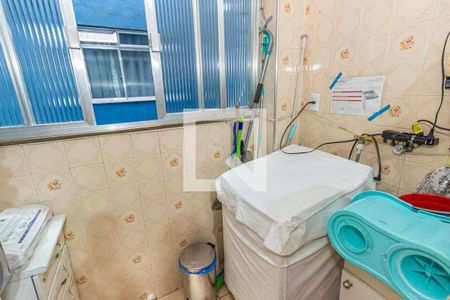 Apartamento à venda com 90m², 3 quartos e 1 vaga Apartamento à venda com 90m², 3 quartos e 1 vagaCozinha e Área de Serviço