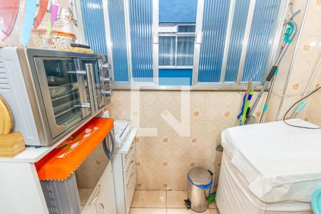 Apartamento à venda com 90m², 3 quartos e 1 vaga Apartamento à venda com 90m², 3 quartos e 1 vagaCozinha e Área de Serviço