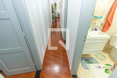 Apartamento à venda com 90m², 3 quartos e 1 vaga Apartamento à venda com 90m², 3 quartos e 1 vagaCorredor