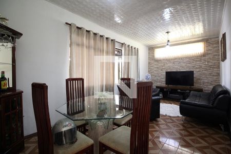 Sala de casa para alugar com 5 quartos, 145m² em Vila Continental, São Paulo