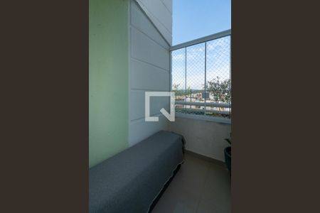 Sacada de apartamento para alugar com 2 quartos, 60m² em Jardim Isis, Cotia