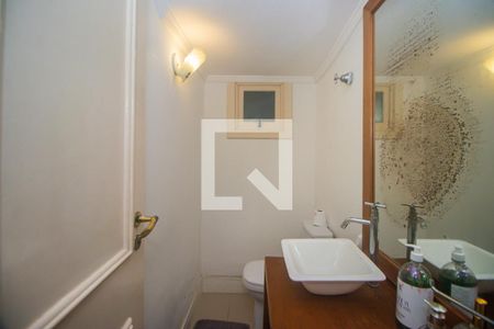 Lavabo de casa para alugar com 5 quartos, 360m² em Jardim Itu, Porto Alegre