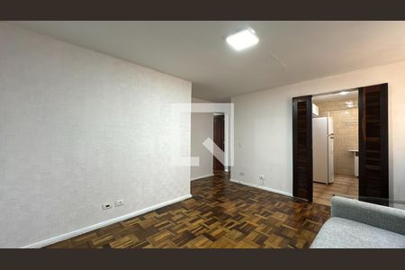 Sala  de apartamento para alugar com 3 quartos, 73m² em São Francisco, Curitiba