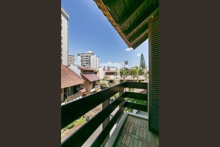 Casa à venda com 3 quartos, 291m² em Bela Vista, Porto Alegre