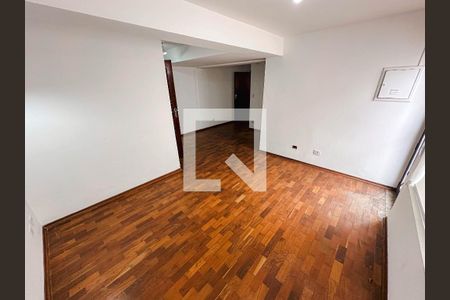 Sala de casa para alugar com 2 quartos, 350m² em Vila Ipojuca, São Paulo