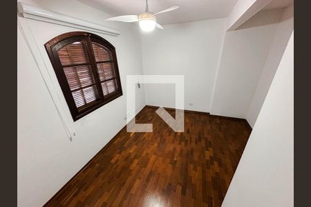 Quarto 1 de casa para alugar com 2 quartos, 350m² em Vila Ipojuca, São Paulo