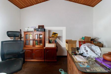 Casa à venda com 265m², 3 quartos e 4 vagas Casa à venda com 265m², 3 quartos e 4 vagasEscritório