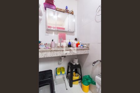 Banheiro da Suíte de apartamento à venda com 2 quartos, 49m² em Jardim Leblon, Belo Horizonte