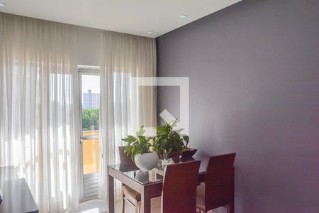 Apartamento à venda com 68m², 2 quartos e 1 vagaSala