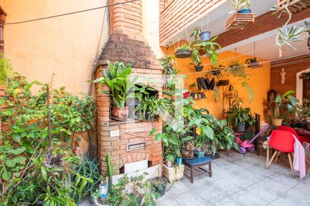 Casa à venda com 350m², 7 quartos e 4 vagas Casa à venda com 350m², 7 quartos e 4 vagasChurrasqueira