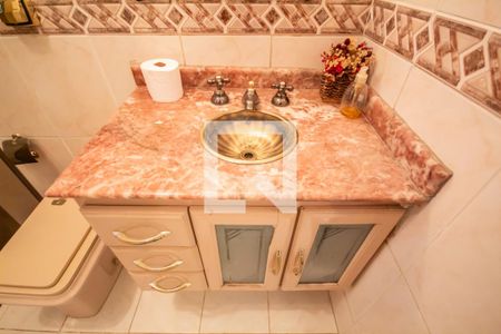 Casa à venda com 350m², 7 quartos e 4 vagas Casa à venda com 350m², 7 quartos e 4 vagasBanheiro 2 (Casa 1)