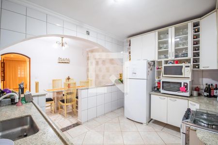 Casa à venda com 350m², 7 quartos e 4 vagas Casa à venda com 350m², 7 quartos e 4 vagasCozinha (Casa 1)