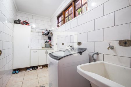 Casa à venda com 350m², 7 quartos e 4 vagas Casa à venda com 350m², 7 quartos e 4 vagasÁrea de Serviço