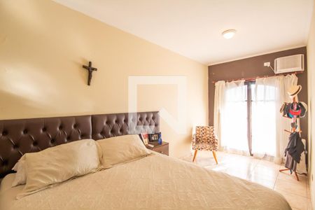 Casa à venda com 350m², 7 quartos e 4 vagas Casa à venda com 350m², 7 quartos e 4 vagasSuíte (Casa 1)