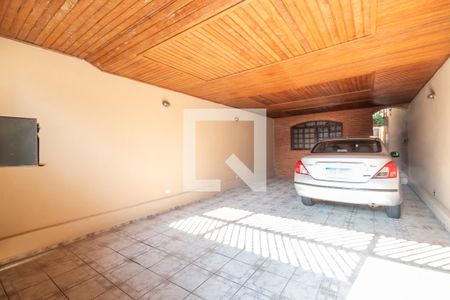 Casa à venda com 350m², 7 quartos e 4 vagas Casa à venda com 350m², 7 quartos e 4 vagasGaragem