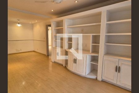 Apartamento à venda com 120m², 3 quartos e 2 vagasDetalhe Sala