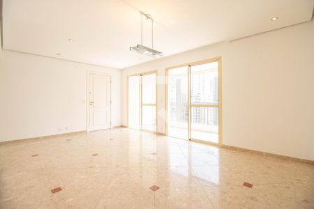 Apartamento para alugar com 123m², 3 quartos e 3 vagasSala