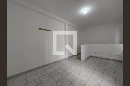 Quarto de casa para alugar com 1 quarto, 30m² em Vila Sao Paulo, São Paulo