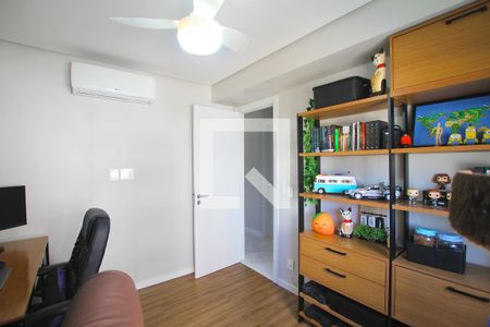 Quarto 1 de apartamento à venda com 3 quartos, 67m² em São Sebastião, Porto Alegre