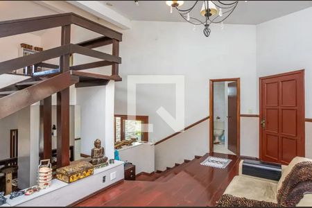 Sala 2 de casa à venda com 2 quartos, 300m² em Feitoria, São Leopoldo