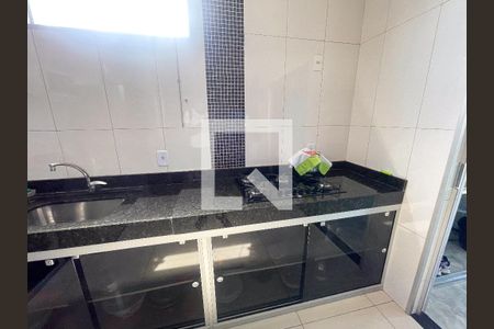 Cozinha de casa à venda com 2 quartos, 330m² em Tirol (barreiro), Contagem