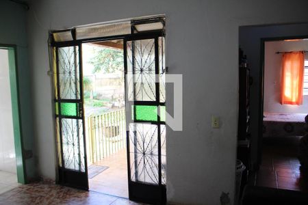 Sala de casa à venda com 2 quartos, 170m² em Lindéia, Contagem