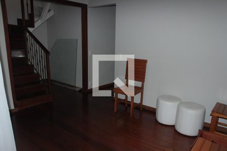 Sala  de apartamento à venda com 4 quartos, 180m² em Santa Amelia, Belo Horizonte