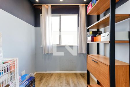 Quarto 2 de apartamento para alugar com 2 quartos, 41m² em Vila Sabrina, São Paulo
