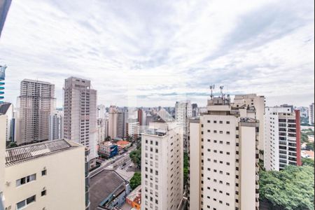 Varanda - Vista de apartamento à venda com 1 quarto, 30m² em Campo Belo, São Paulo