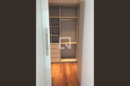 Apartamento à venda com 3 quartos, 120m² em Vila Olímpia, São Paulo