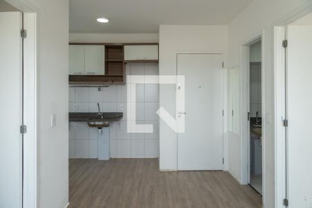 Sala de apartamento para alugar com 2 quartos, 37m² em Vila Pierina, São Paulo