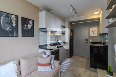 Cozinha de apartamento à venda com 1 quarto, 24m² em Paraíso do Morumbi, São Paulo