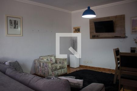 Sala de casa à venda com 4 quartos, 144m² em Jardim Oliveiras, Taboão da Serra