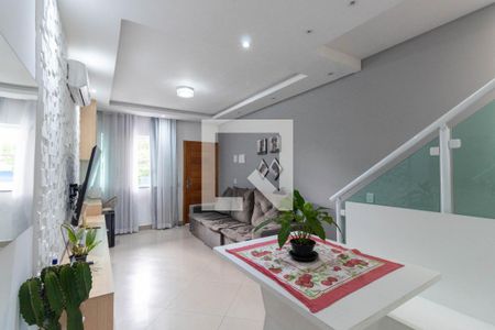 Sala de casa à venda com 3 quartos, 147m² em Vila Ré, São Paulo