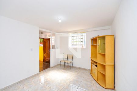 Sala de casa para alugar com 2 quartos, 70m² em Sumaré, São Paulo