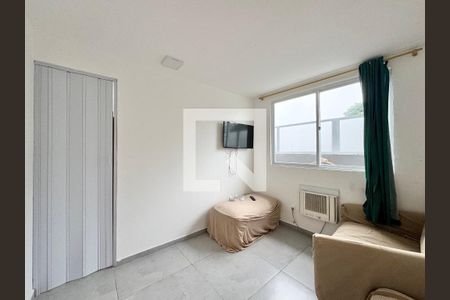 Sala de apartamento à venda com 2 quartos, 65m² em Vargem Grande, Rio de Janeiro